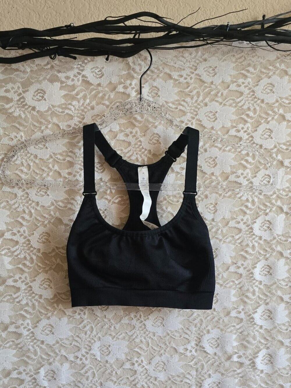 RARE - Discontinued - Lululemon Sports Bra - 2015-1018 - Black Sports Bra